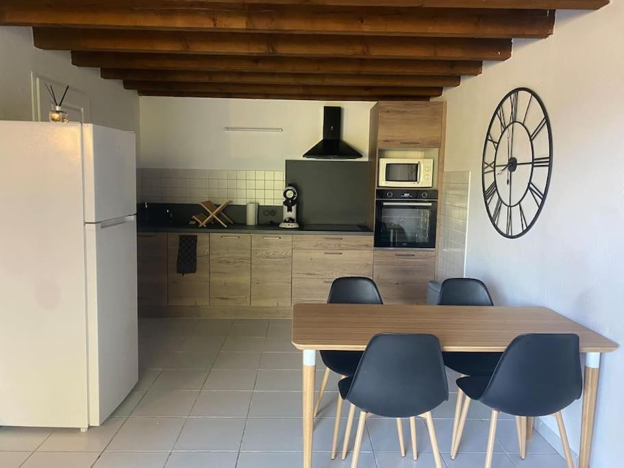 Appartement En Provence Chateaurenard Luaran gambar