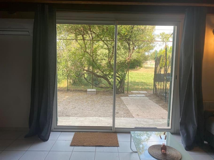 Appartement En Provence Chateaurenard Luaran gambar